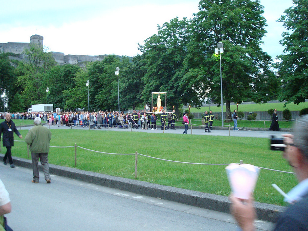 Lourdes Group 2