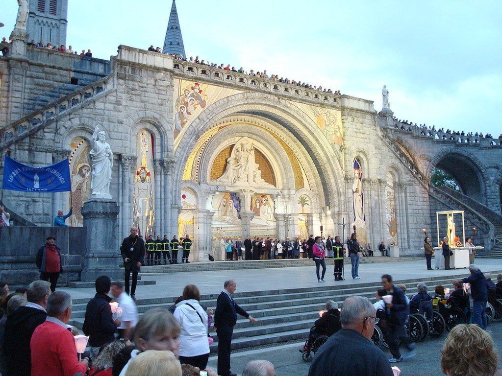 Lourdes Group 2