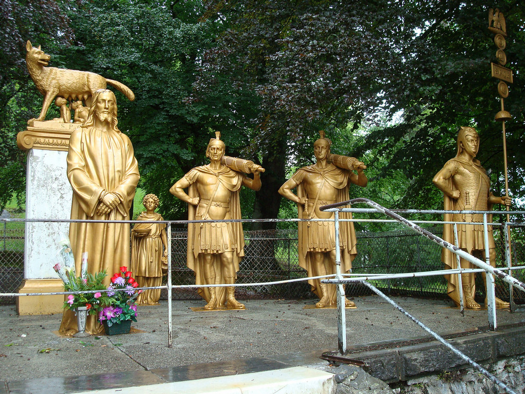 Lourdes Group 2