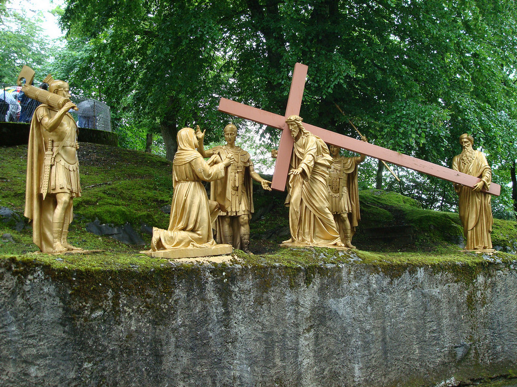 Lourdes Group 2